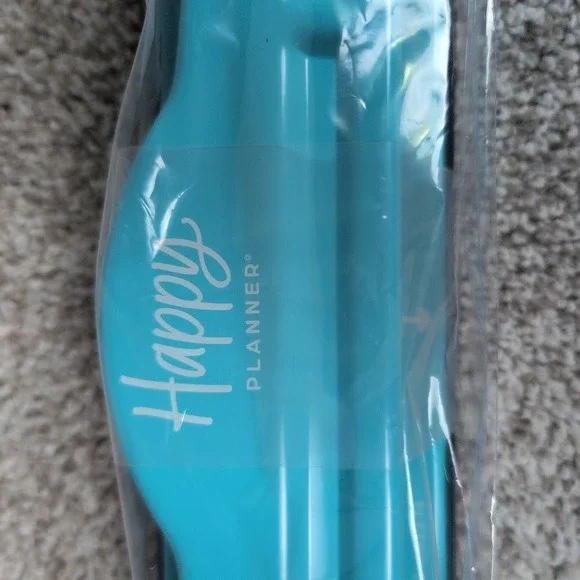 Happy Planner Classic Paper Punch 9 Hole Teal Disc Bound System - Picture 6 of 6